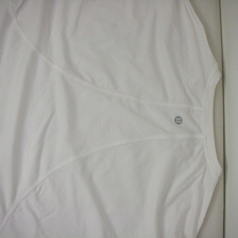 Lululemon - Picture 5 of 5